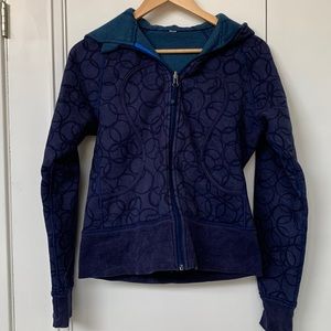 Lululemon Women’s Scuba Hoodie. size 6
